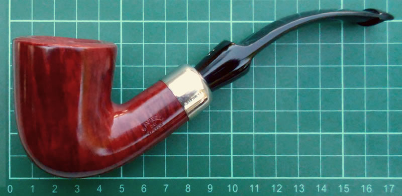 Savinelli Premier quality, with briar more than 20 years older than the current pipes