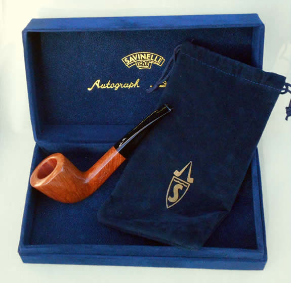 Completely handmade, unique and unrepeatable pipe - Savinelli Autograph