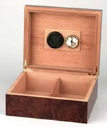 Humidor with Cigar Leaf decoration open